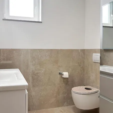 Dom wakacyjny Pet Friendly In Poreč